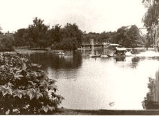 Boston Public Garden 1900