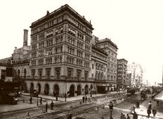 The Metropolitan Opera House 1900