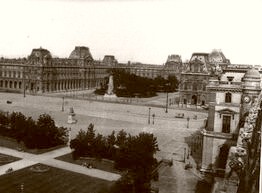Paris The Louvre 1900