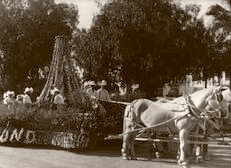  Pasadena. The Rose Bowl Parade 1914